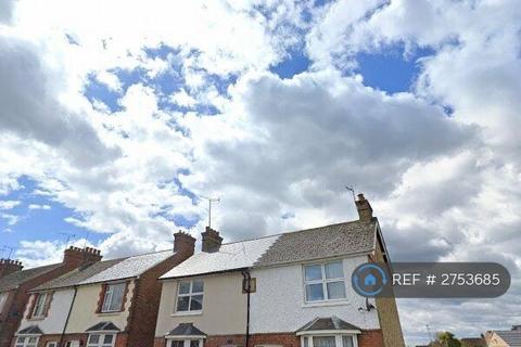 3 bedroom semi-detached house to rent, Essella Road, Ashford, TN24