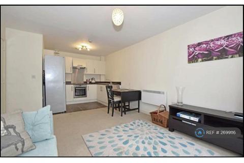 1 bedroom flat to rent, Nursery View House, Morden, SM4