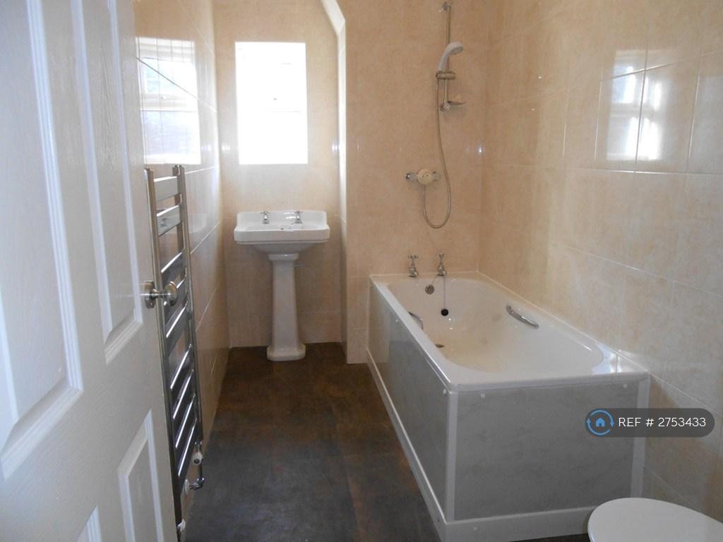 Upstairs Bathroom, Over Bath Shower