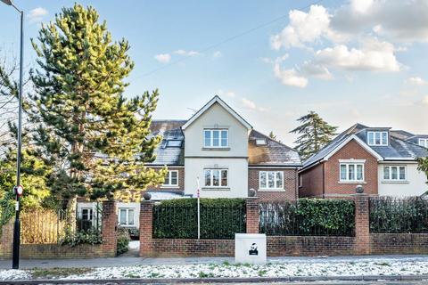 Pampisford Road, South Croydon/Purley Borders