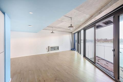 2 bedroom apartment for sale, Smokehouse One, Duke Street, Smiths Dock, North Shields, North Tyneside
