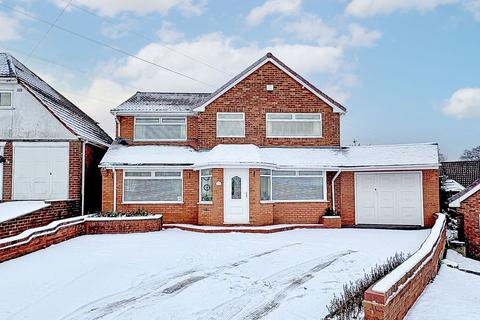 Farrington Road, ETTINGSHALL PARK, WV4 6QH