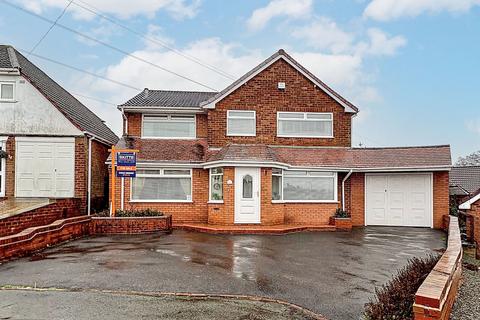 4 bedroom detached house for sale, Farrington Road, ETTINGSHALL PARK, WV4 6QH