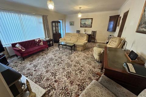 2 bedroom apartment for sale, Llandudno Road, Rhos on Sea