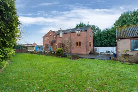 4 bedroom semi-detached house for sale, Moss Road, Mossley, Congleton