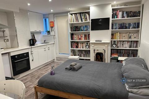 undefined, Cross Green Lane, Leeds, LS9