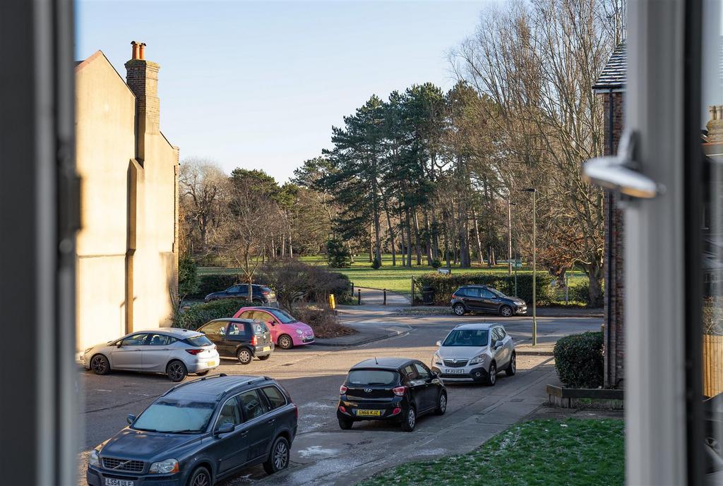Ringwold Close-1.jpg
