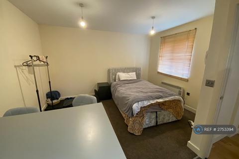 Low Road, Doncaster, DN4