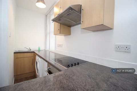 Studio to rent, Cambray Place, Cheltenham, GL50
