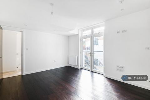 1 bedroom flat to rent, Adolphus Road, London, N4