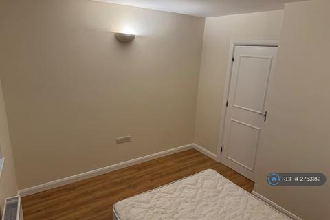 1 bedroom flat to rent, Verney Road, London, SE16