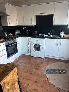 2 bedroom terraced house to rent, Park Avenue, Kirkthorpe, Wakefield, WF1
