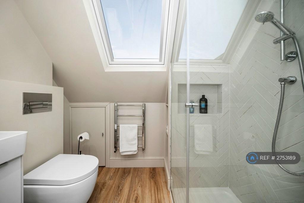 Loft Ensuite