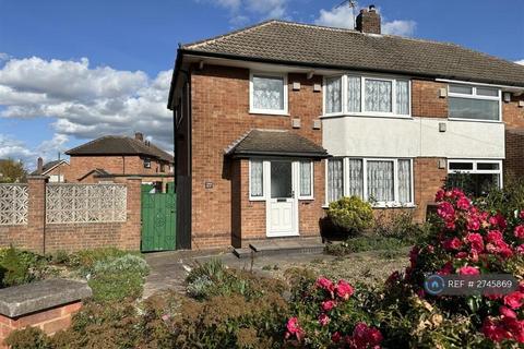 3 bedroom semi-detached house to rent, Cleveland Road, Wigston, LE18