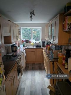 2 bedroom flat to rent, Larkswood Court, London, E4