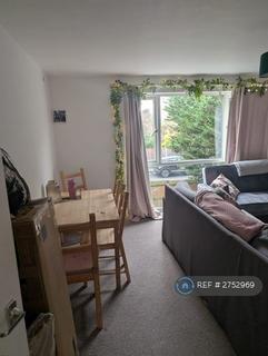 2 bedroom flat to rent, Larkswood Court, London, E4