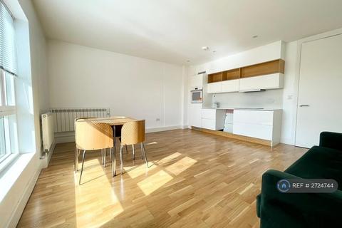 1 bedroom flat to rent, Old Kent Road, London, SE1
