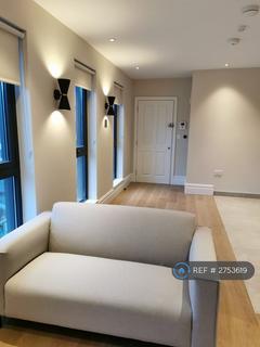 1 bedroom flat to rent, Wandsworth Road, London, SW8