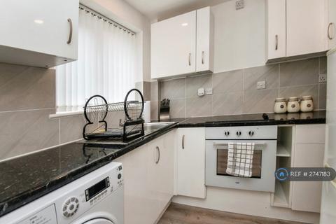 2 bedroom terraced house to rent, Holne Court, Exeter, EX4