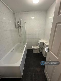 2 bedroom terraced house to rent, Brook Street, Colchester, CO1