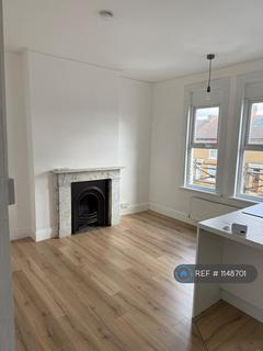 2 bedroom flat to rent, Bower Street, Maidstone, ME16