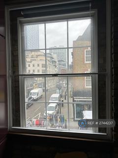 2 bedroom flat to rent, Arcadia Court, London, E1