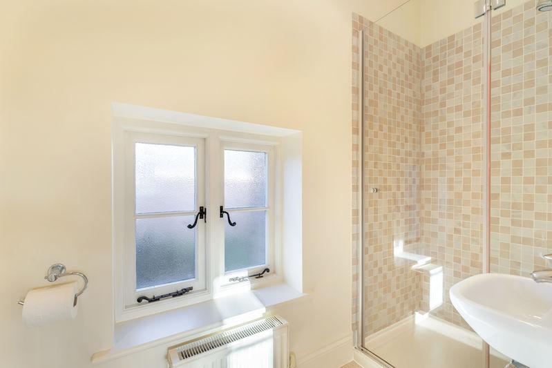 Bedroom 2 Ensuite