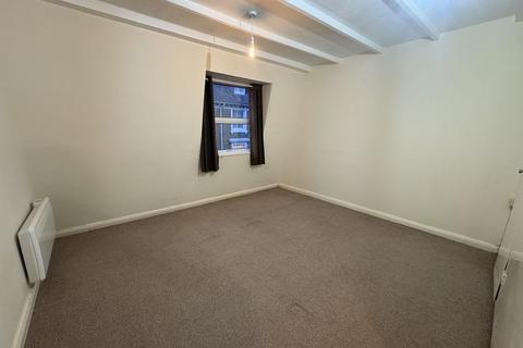 2 bedroom apartment to rent, St. Johns Street, Chichester