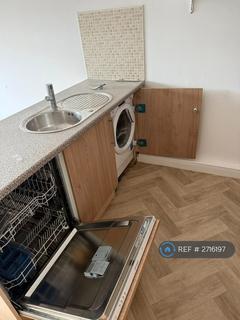 2 bedroom flat to rent, Reed Street, Hull, HU2