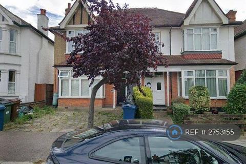 2 bedroom flat to rent, Cunningham Park, Harrow, HA1