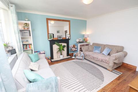 2 bedroom semi-detached house for sale, Heddon View, Blaydon