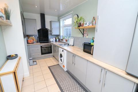 2 bedroom semi-detached house for sale, Heddon View, Blaydon