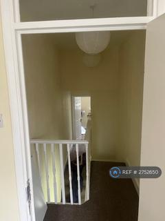 4 bedroom terraced house to rent, Richford Road, Stratford, E15