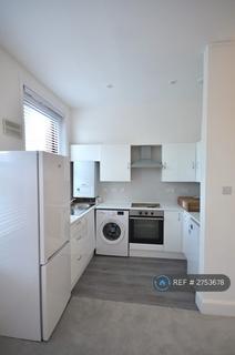 1 bedroom flat to rent, St Margarets Road, Twickenham, TW1
