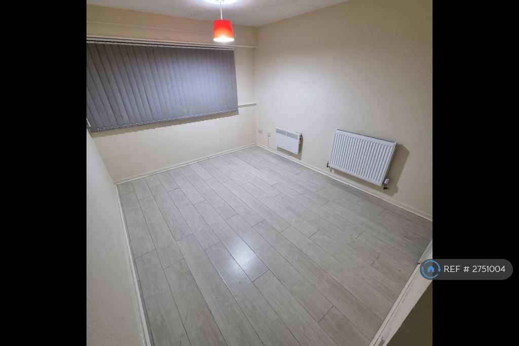 Spacious Room