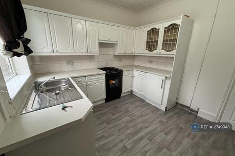 3 bedroom terraced house to rent, Woodstock Street, Rochdale, OL12