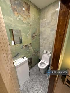 1 bedroom in a flat share to rent, Bolton Road, Darwen, BB3