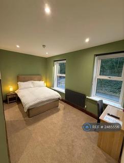 1 bedroom in a flat share to rent, Bolton Road, Darwen, BB3