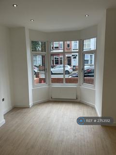 2 bedroom flat to rent, Upperton Road, Leicester, LE3