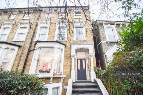 3 bedroom flat to rent, Evering Road, London, E5