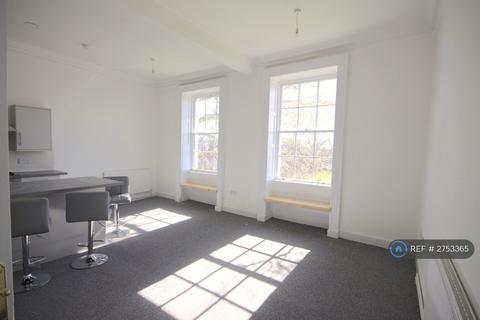 2 bedroom flat to rent, The Whitehouse, Cannock, WS11