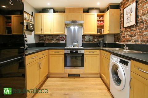 2 bedroom flat for sale, Ottawa Court, Turnford