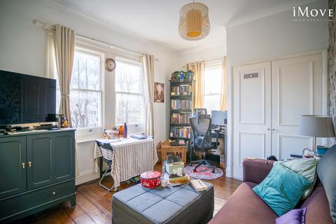 1 bedroom flat to rent, 75 Gipsy Hill, London SE19