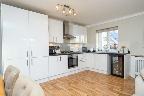 2 bedroom apartment for sale, Alderson Grove, Hersham, Walton-On-Thames
