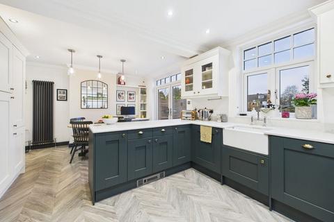 3 bedroom semi-detached house for sale, KERRILL AVENUE, OLD COULSDON