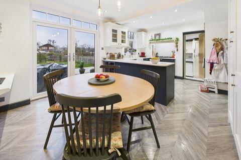 3 bedroom semi-detached house for sale, KERRILL AVENUE, OLD COULSDON