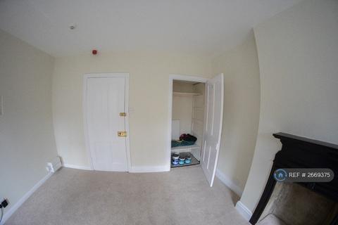 undefined, York Road, Guildford, GU1