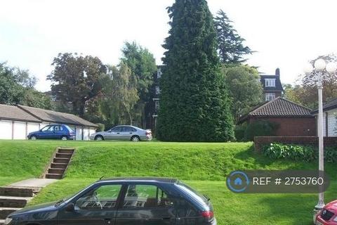 2 bedroom flat to rent, Rutland Court, London, SE5