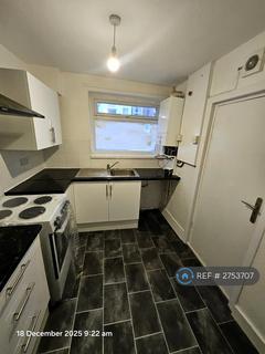 3 bedroom terraced house to rent, Dargai Street, Manchester, M11