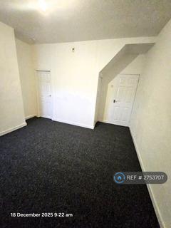 3 bedroom terraced house to rent, Dargai Street, Manchester, M11